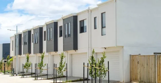 Refinancing Strategy During Interest Rate Cycles